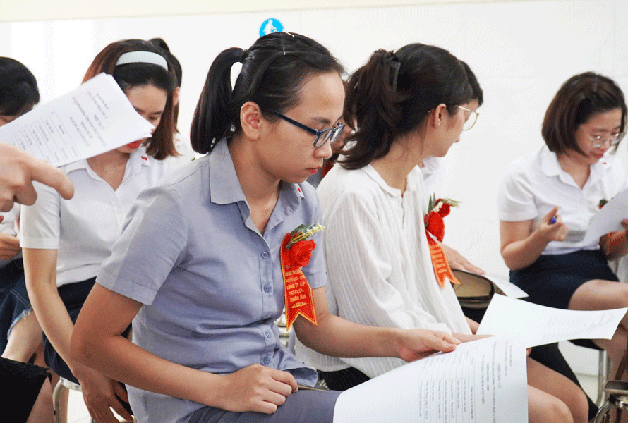 Delegates participate in the election at the 3rd EuP Trade Union Congress